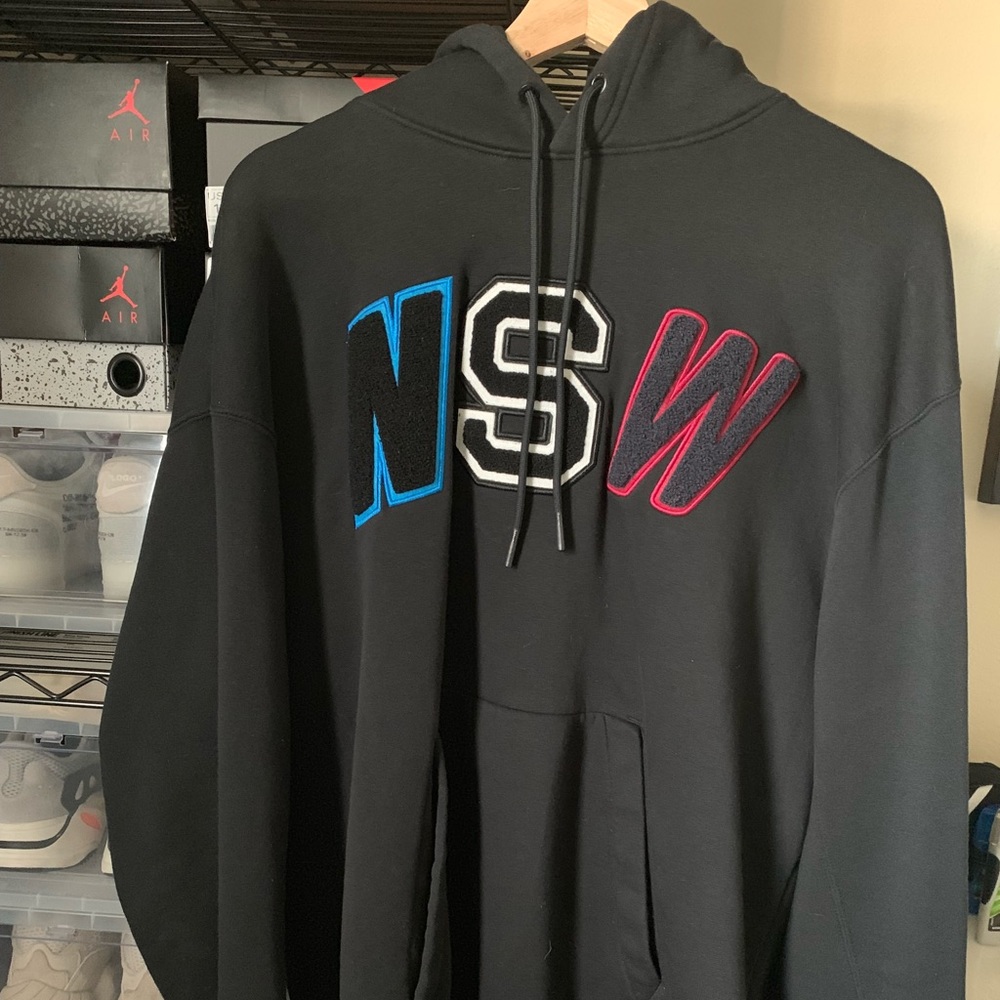 Nike Hoodie (NSW)